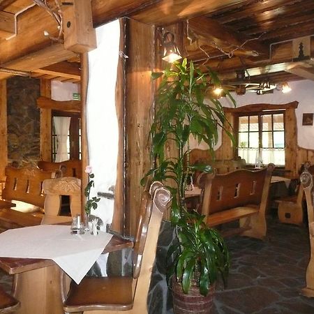 Karczma Parchatka Exterior photo