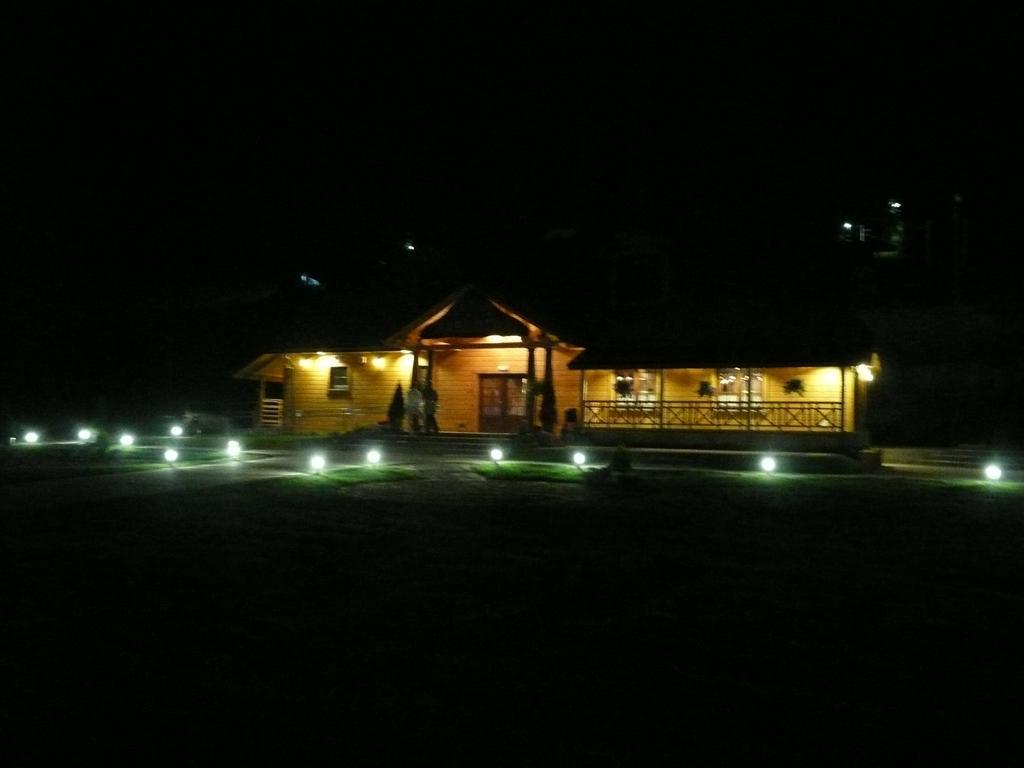 Karczma Parchatka Exterior photo